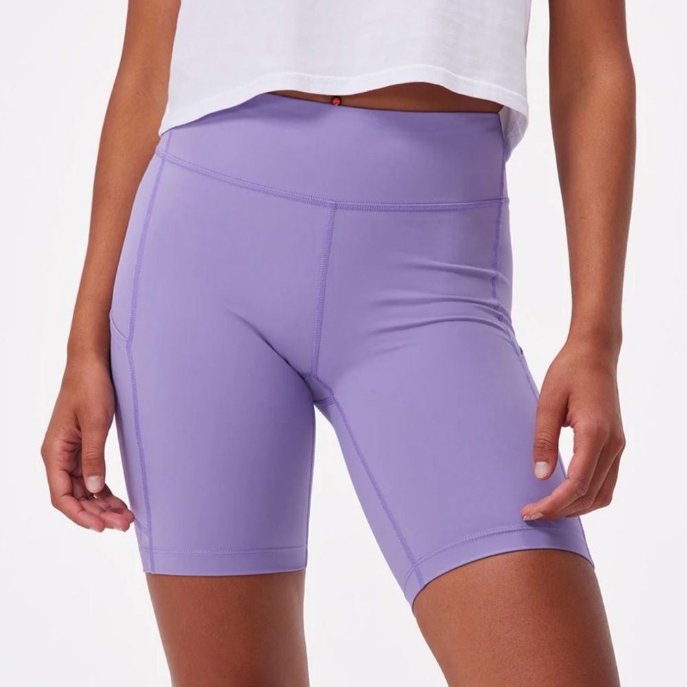 NWT Outdoor Voices Zoom Bike Short 💜 Size L 💜 Lavender
